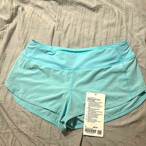 lululemon size 6 speed up low rise shorts!!! with tag!